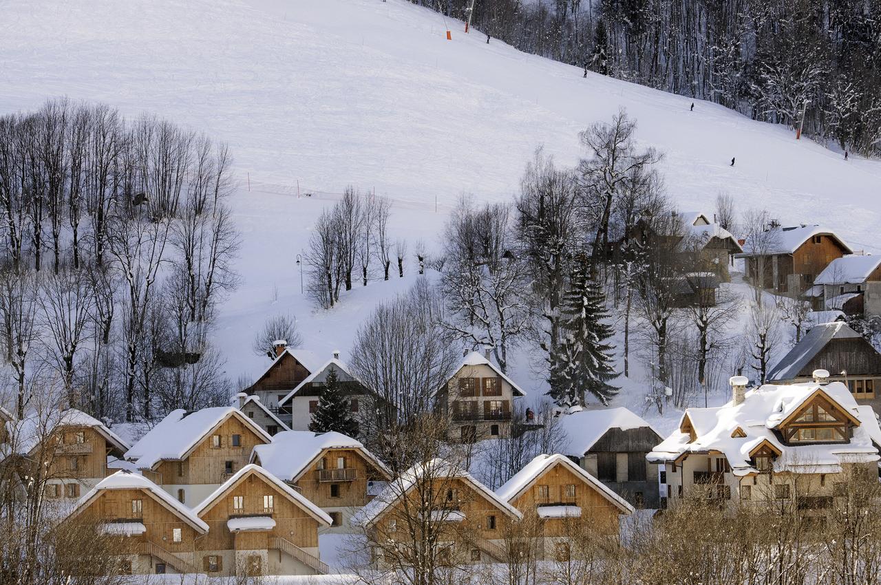 Goelia Les Chalets De Belledonne Saint-Colomban-des-Villards Buitenkant foto